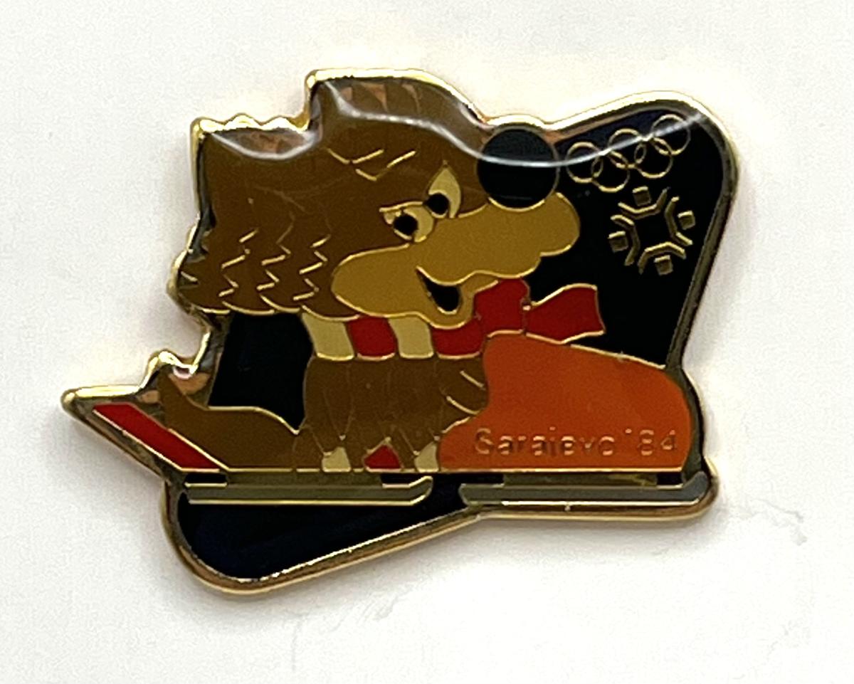 1984 Sarajevo Olympic Pin ~ Vučko Mascot Set ~ Bobsled