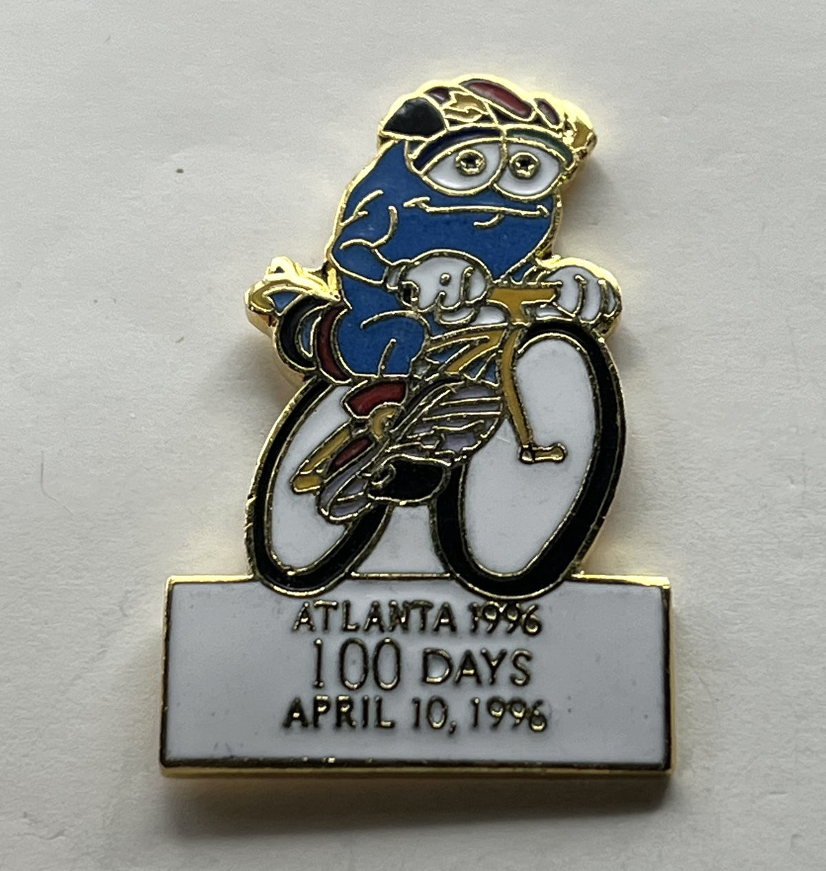 1996 Atlanta Olympic Cycling Pin ~ Izzy Mascot 100 Days Countdown