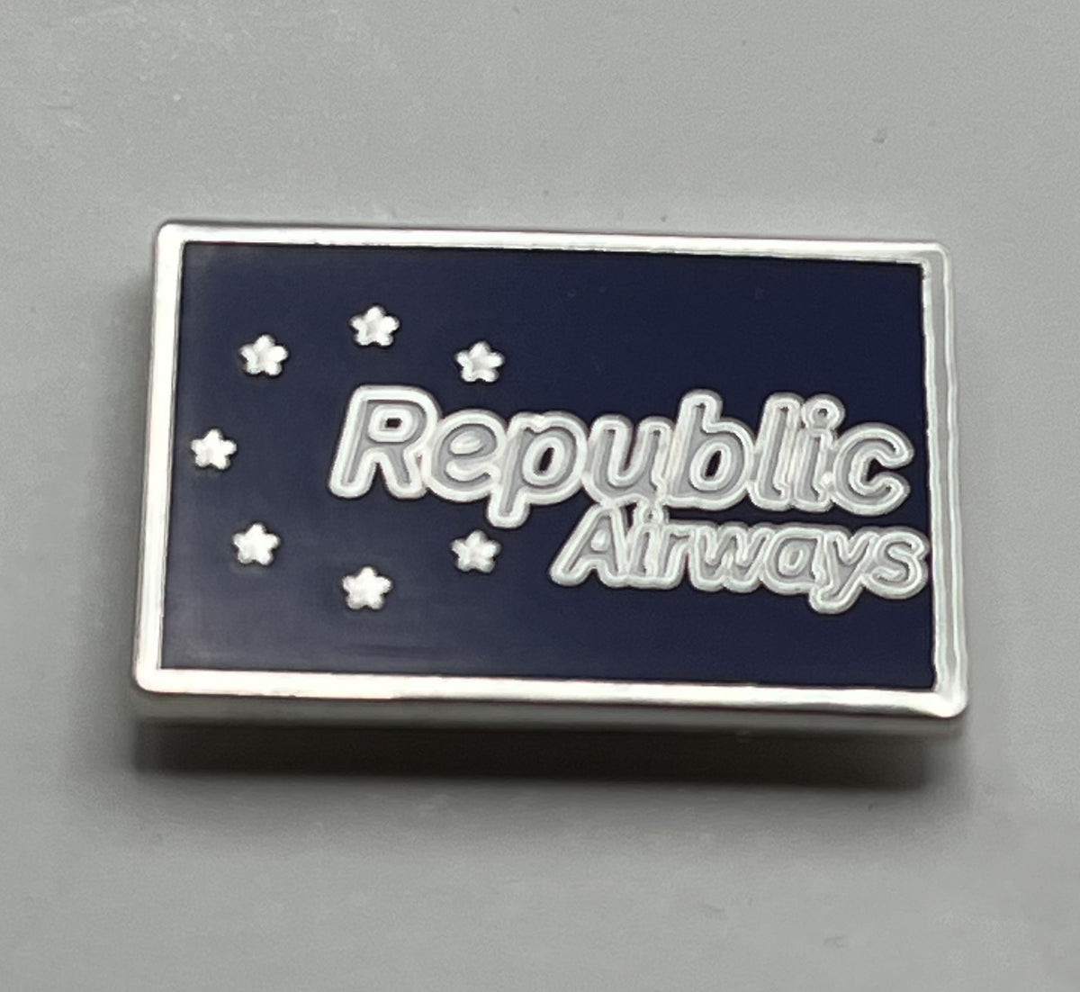 Republic Airways Logo Pin