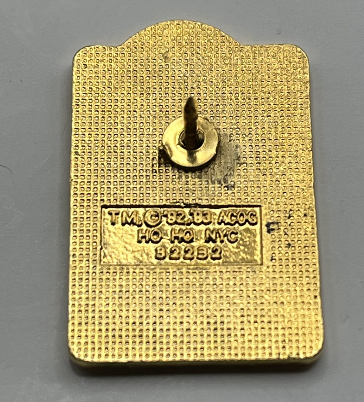 1996 Atlanta Olympic Cycling Pin ~ Izzy Mascot on Bike