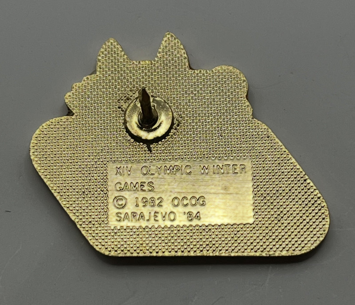1984 Sarajevo Olympic Pin ~ Vučko Mascot Set ~ Figure Skating