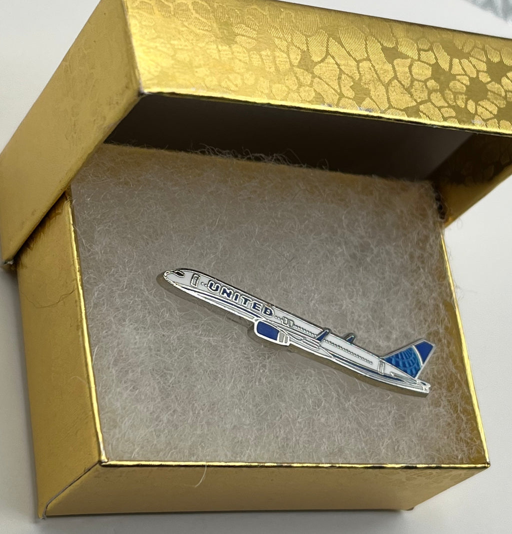 United Airlines Boeing 757 Airplane Lapel Pin Reproduction Gift