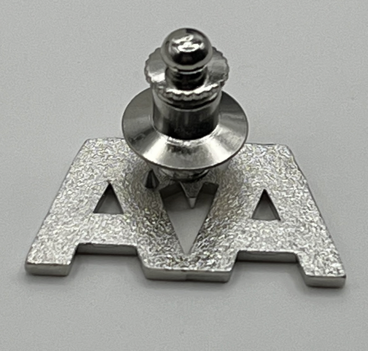 American Airlines classic AA eagle lapel pin — modern cloisonné reproduction
