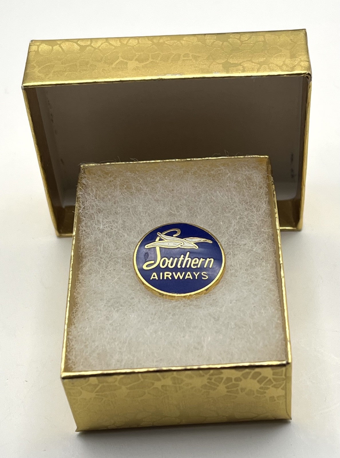 Southern Airways Script Logo Lapel Pin – Repro Gift