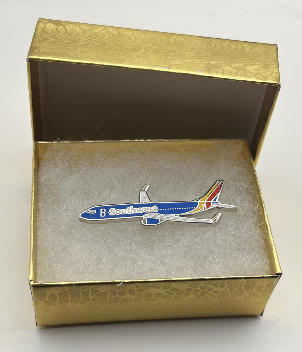 Southwest Airlines Boeing 737 Airplane Lapel Pin – Modern Reproduction Gift