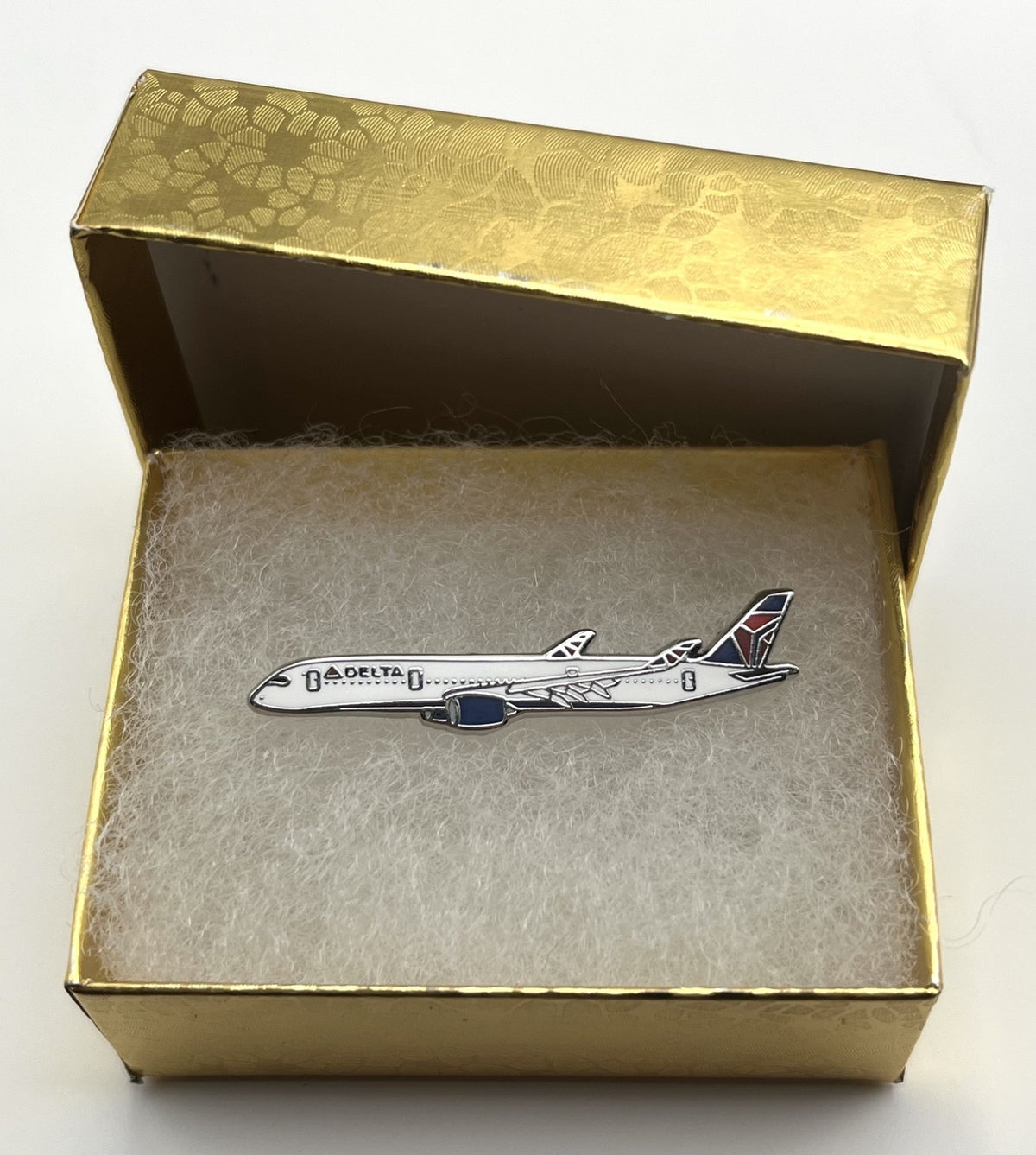 Delta Air Lines Airbus A350 Airplane Lapel Pin ~ Repro Gift