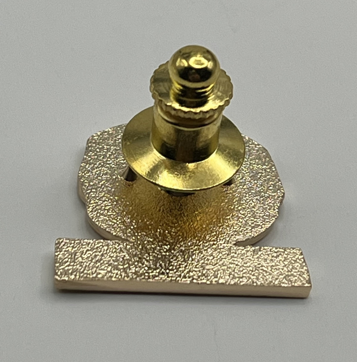 Hawaiian Airlines Pualani logo lapel pin — modern cloisonné reproduction