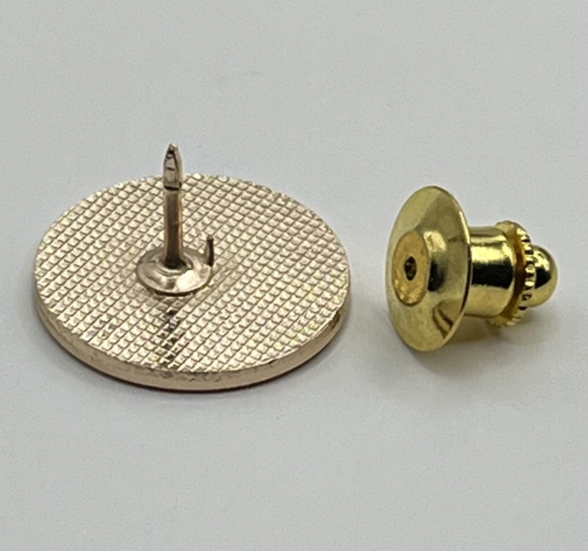American Airlines classic round eagle lapel pin — modern cloisonné reproduction