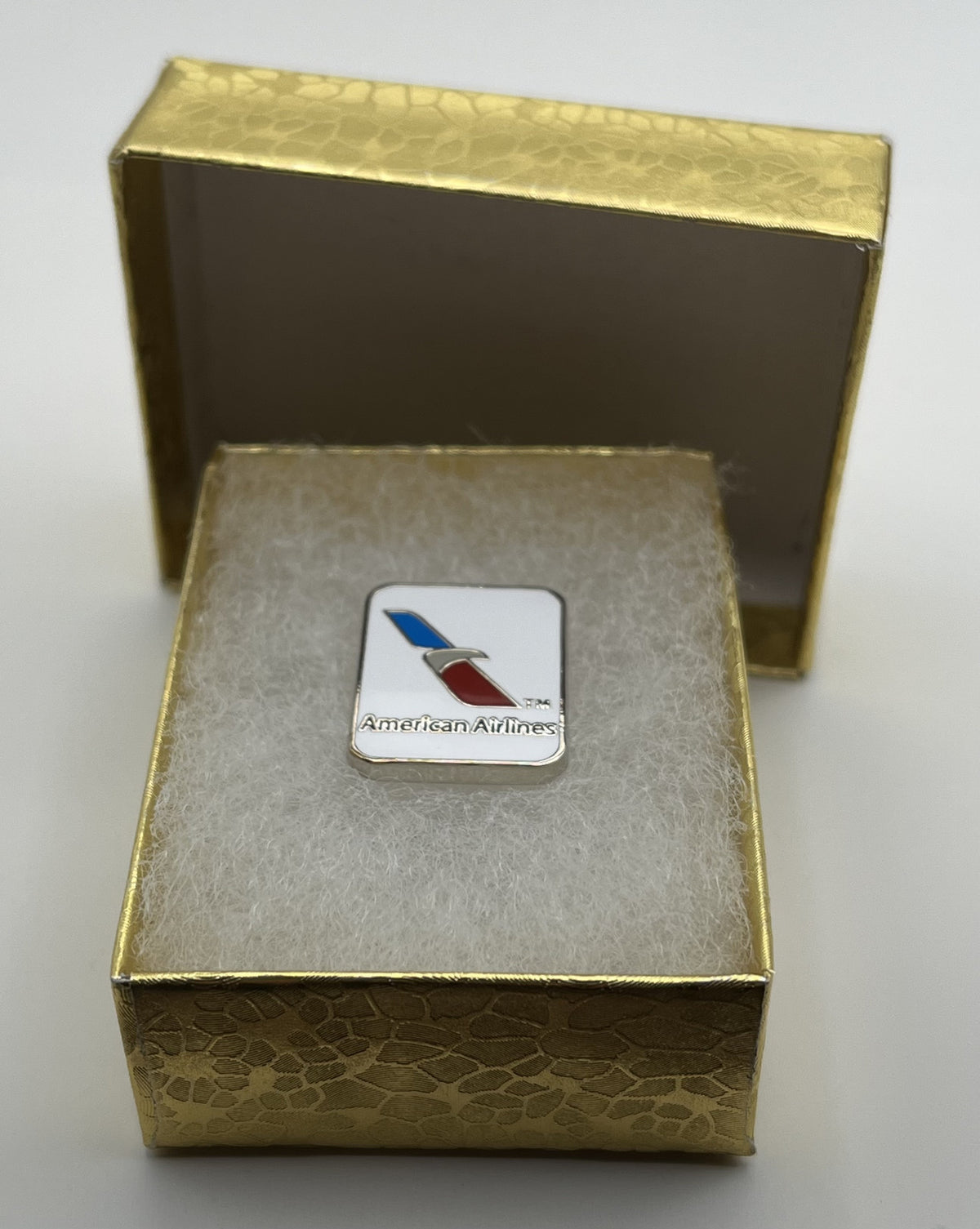 American Airlines Flight Symbol Logo Lapel Pin Cloisonné Repro Gift
