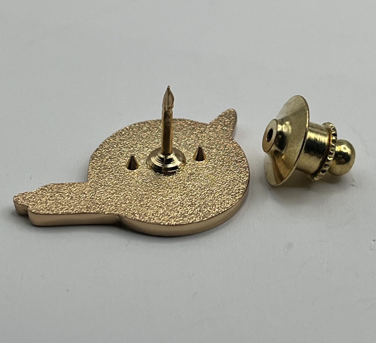 Republic Airlines Stylized Bird Logo Lapel Pin Cloisonné Reproduction Gift
