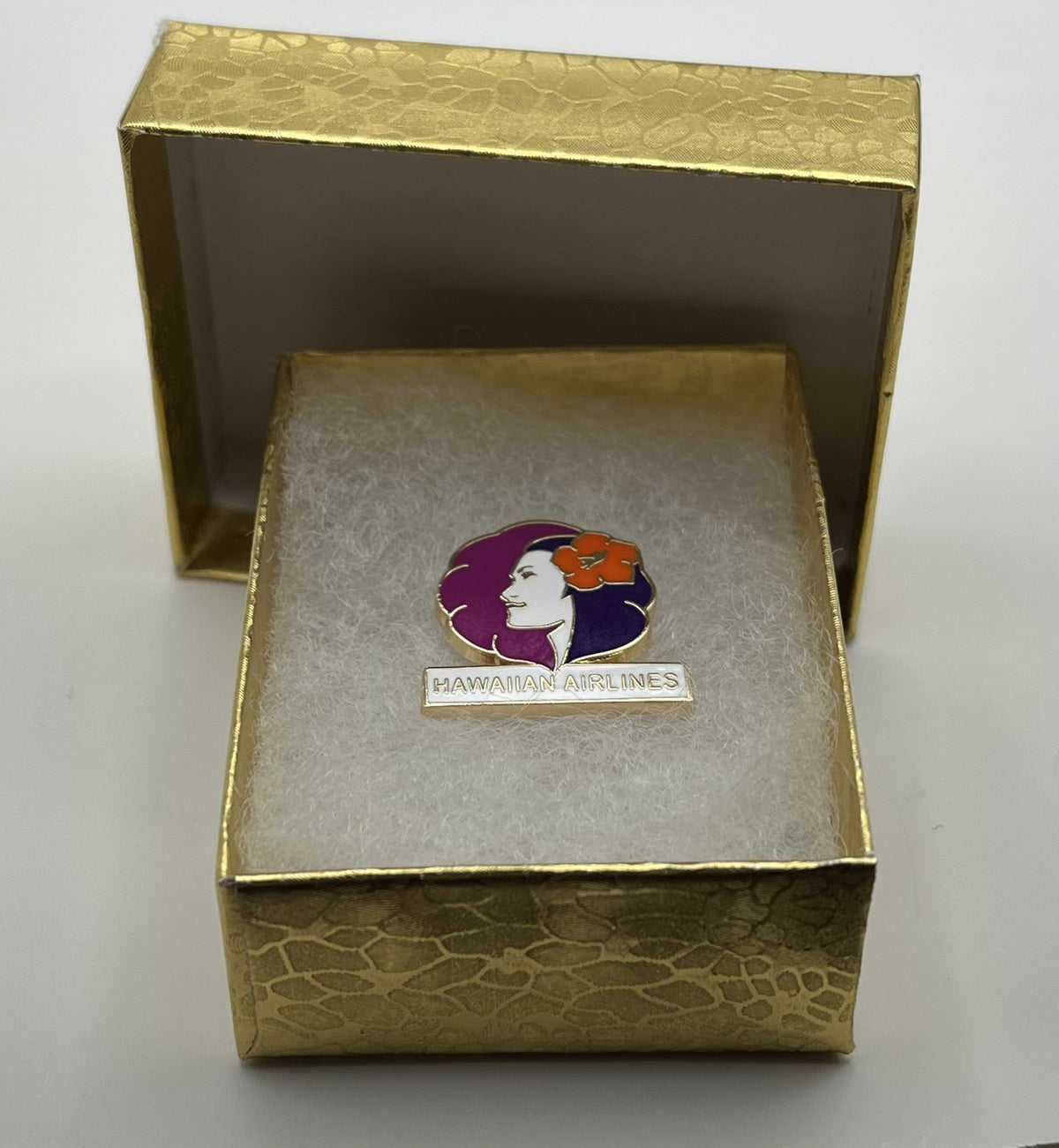 Hawaiian Airlines Pualani logo lapel pin — modern cloisonné reproduction