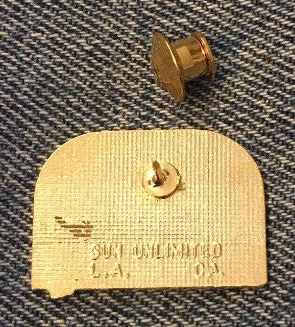 Javelin USC venue pin from the 1984 Los Angeles Olympics on original card (photo 4)